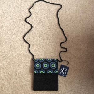 🎉HP! NWT Beaded Crossbody